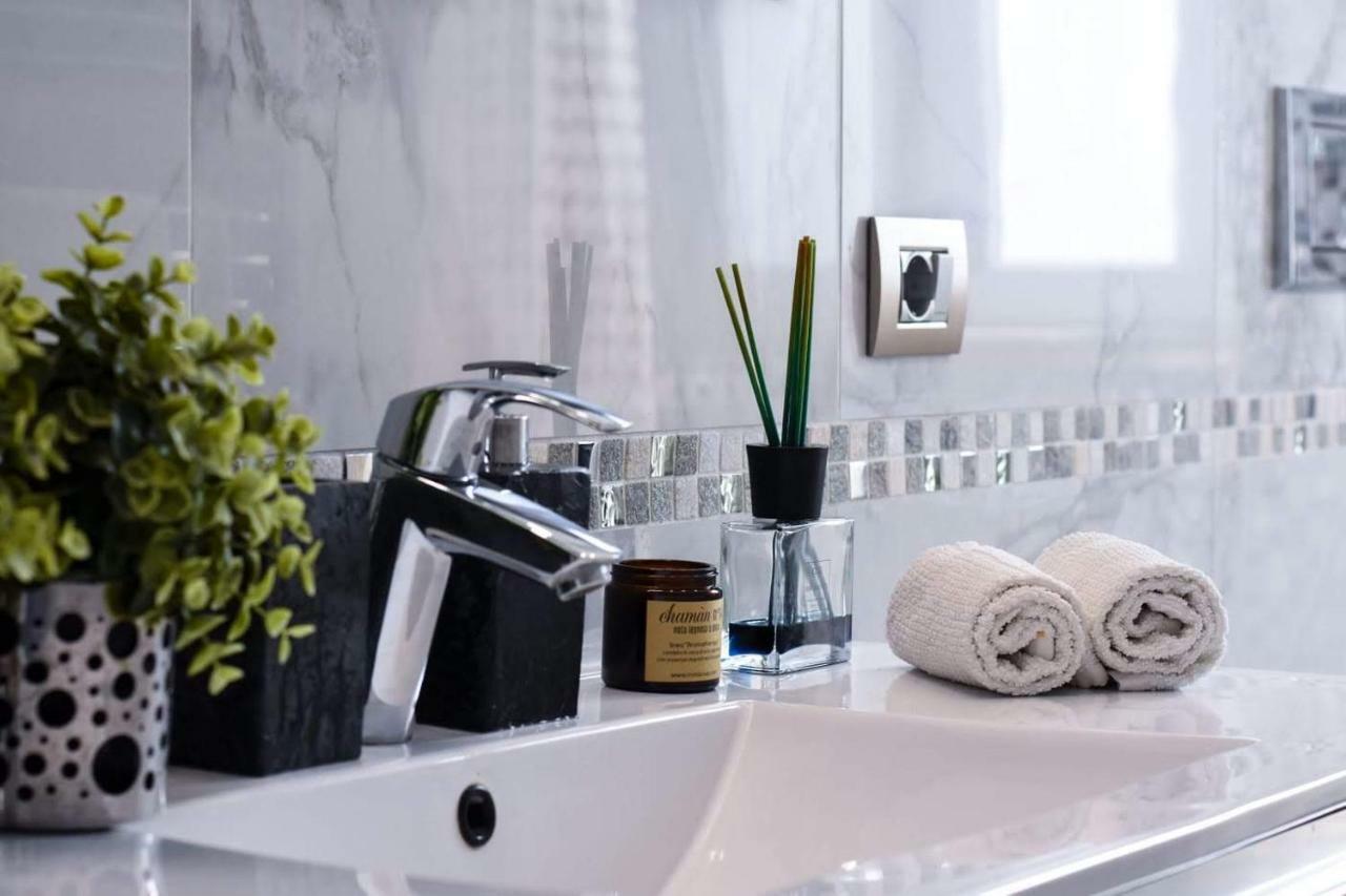 Rampa Brancaleone Apartment Rome Bagian luar foto